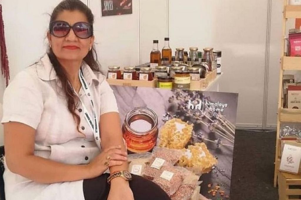 Woman Quits Job, Helps Over 2,000 Himalayan Farmers Increase Earnings ‘Organically’