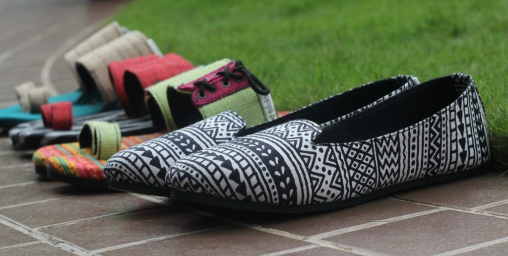 Paaduks: Shoes with soul - Vikalp Sangam