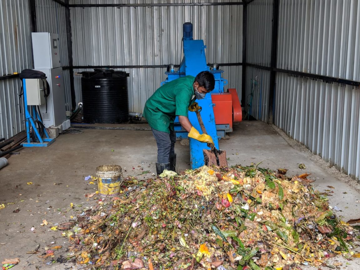 B'luru Residents Turn Kitchen Waste Into 100 Kg of Biogas, Help Eatery Cook  3,000 Meals/Day! - Vikalp Sangam